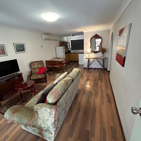 Champion Bay Beach Unit, With Own Carport, Geraldton Luaran gambar