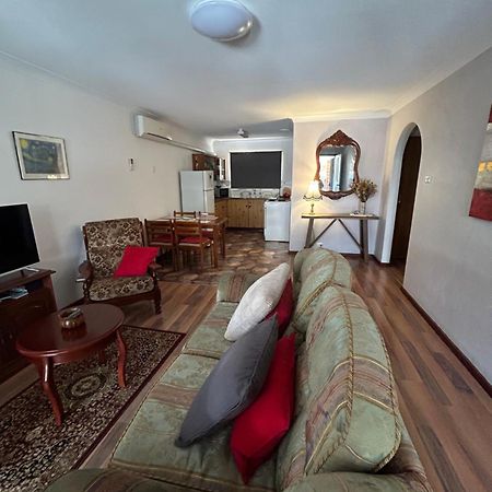 Champion Bay Beach Unit, With Own Carport, Geraldton Luaran gambar