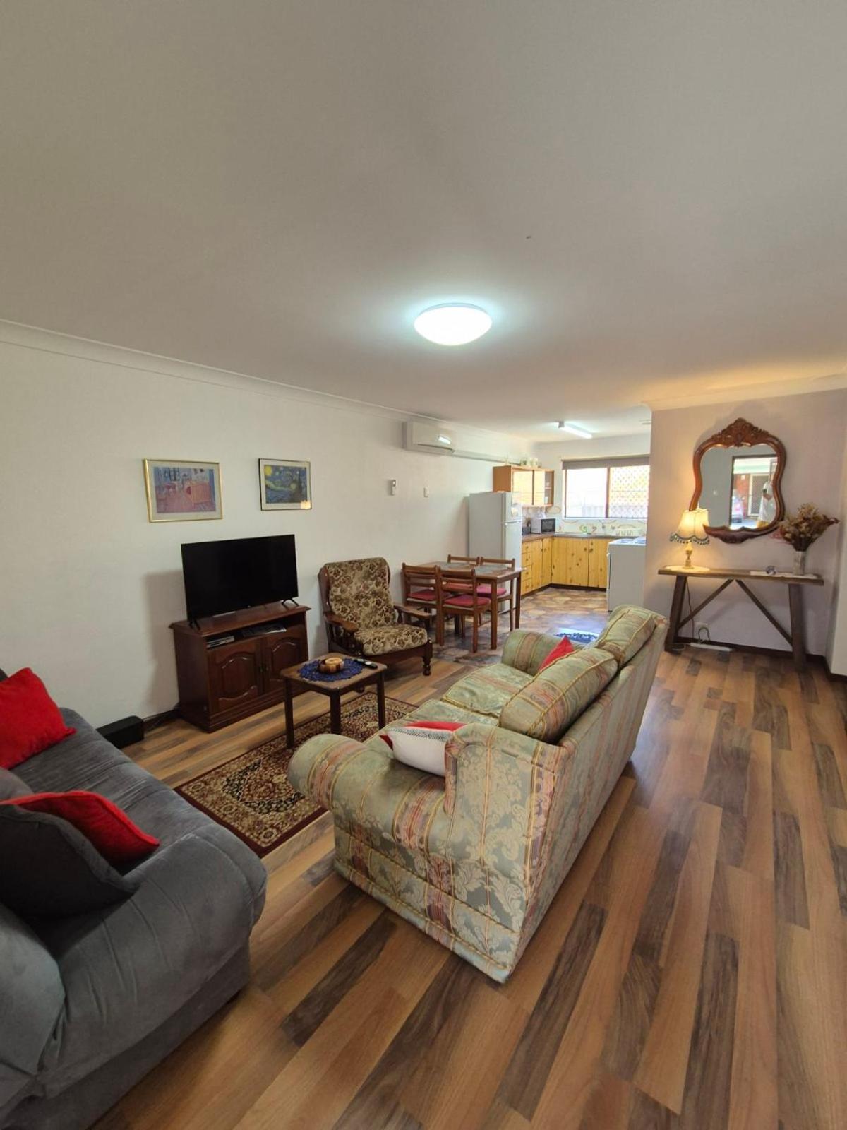 Champion Bay Beach Unit, With Own Carport, Geraldton Luaran gambar